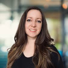 Lindsay Redman's Instagram, Twitter & Facebook