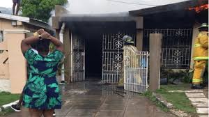 Jun 09, 2021 · bet buzz: Video Senior Citizen Saved From House Fire In Pembroke Hall Loop Jamaica
