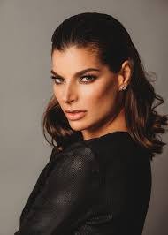 Liliana Felix's Instagram, Twitter & Facebook