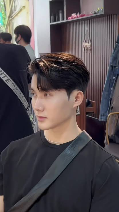 Kiểu tóc side part 7/3 đẹp cho nam giới