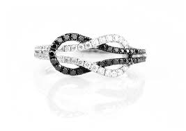 Black And White Infinity Style Wedding Ring With Interwoven Knot Detail Amazing Wedding Rings Jewelry Fashion Trends Wedding Rings