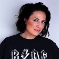 Louise Lund's Instagram, Twitter & Facebook