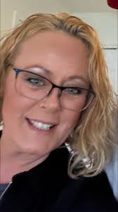 I'm divorced and Single living in Cardiff, I'm seeking someone older. Where  are you? bit.ly/Send_Me_Text