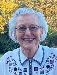 Glenda Ellsworth's Instagram, Twitter & Facebook