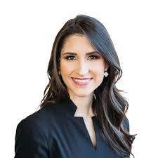 Kelly Dyson's Instagram, Twitter & Facebook