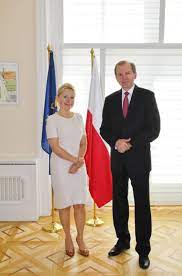Berufserfahrung, kontaktdaten, portfolio und weitere infos: Soon An Exclusive Interview With His Excellency Mr Jan Borkowski Phd Ambassador Of The Republic Of Poland In The Netherlands Communications Unlimited