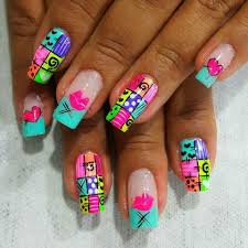 Otra forma de decoración de uñas fáciles para pies es usar un kit de estampación en la uña más grande. I Am So In Love With These Bright Fluorescent Acrylic Nails In A Sweet Quilt Pattern Manicura De Unas Disenos De Arte En Unas Arte De Unas De Pies