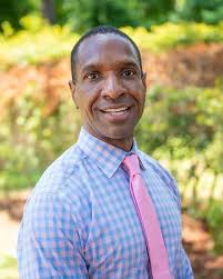 Amazon.com: LEADERSHIP JOURNEYS: INSIGHTS FROM INDUSTRY LEADERS eBook :  Akpan, Mfon, Dell, Scott, Hayes, Shamus , Greenberg, Aaron , Greenberg, AJ  , Bromley, Winston, Prentiss, Nick: Kindle Store