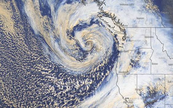 How is all my people here in the PNW???? I don't even see wind