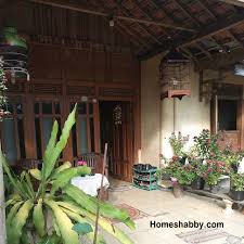 Selanjutnya rumah minimalis modern, warna cat rumah, rumah impian, foto rumah, bentuk rumah sederhana ukuran 6×9, sketsa rumah sederhana, desain rumah mewah, rumah elegan, rumah idaman sederhana di desa, interior rumah. Inspirasi Teras Rumah Kampung Yang Tidak Kampungan Homeshabby Com Design Home Plans Home Decorating And Interior Design