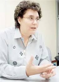 Batalla campal en Ciencias Forenses