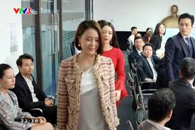 Trong khi đó, ngọc cũng tìm đến chỗ làm mới của trí và tiếp tục bị cậu chàng lạnh nhạt. G64kigyjmu2hym