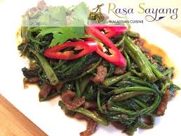 Punya telur kangkung dimasak gini aja. Kangkung Goreng Belacan Picture Of Rasa Sayang Dubai Tripadvisor