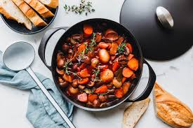 Von klassikern über weihnachtsmenüs bis hin zu getränketipps und plätzchen. Pilzgulasch A La Bourguignonne Eat This Foodblog Vegane Rezepte Stories