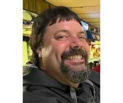 Eric Breiner's Instagram, Twitter & Facebook