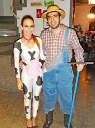 The Cow And The Farmer Not Scary At All Funny Though More Farmer Halloween Costume Pregnant Halloween Costumes Pregnant Halloween