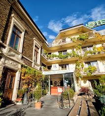 Rheydter straße 209 41515 grevenbroich fon: Hotel Weinhotel St Stephanus