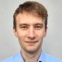 300+ perfiles de «Linkowski»