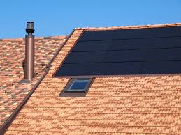 Le panneau solaire thermique et toute linstallation sanitaire est plutt la spcialit des plombiers, mais pas des lectriciens. Pose De Panneaux Solaires Toiture Sa