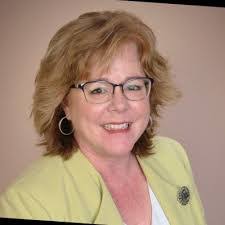 Eileen Humphreys's Instagram, Twitter & Facebook