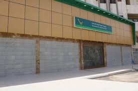 كلادينج او الكلادينج الواح المنيوم متجر الابواب