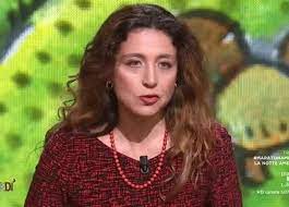Barbara gallavotti a dimartedi 2 da www.blitzquotidiano.it barbara gallavotti ospite a dimartedì barbara gallavotti è una biologa, accademica, autrice televisiva e divulgatrice scientifica, ed è anche. Chi Ha Dubbi E Negazionista E Malato Mentale Stiamo Scivolando In Un Regime Affaritaliani It