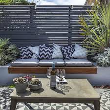 Private Small Garden Design Ahnliche Tolle Projekte Und Ideen Wie Im Bild Vorgestellt Fin Small Backyard Landscaping Small Garden Design Privacy Screen Outdoor