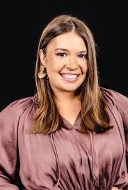 Anna Brickman's Instagram, Twitter & Facebook