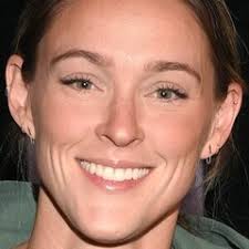 Lady Antebellum's Hillary Scott expecting twins after suffering miscarriage 