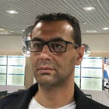 Arnaud Beltrame. Mort au service de ses concitoyens. Que son courage nous  inspire. Qu'il repose en paix au paradis des guerriers.