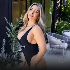 Tru Kait VR Porn Games 8K | Dezyred