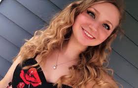 Happy birthday to our Eve 🎉🎉 this place couldn't run with out her 💕💕💕