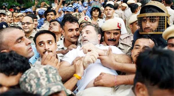 Rahul Gandhi detained, seen bleeding: NDTV