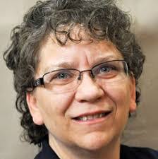 Michelle Lanning's Instagram, Twitter & Facebook