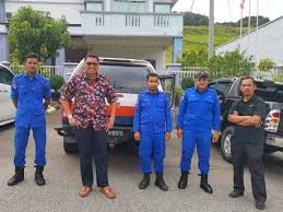 Pusat khidmat pas dun bukit tunggal, lot pt 9963 kampung serdang baru, bukit tunggal, 21200 kuala terengganu. Ular Tedung Lawat Rumah Adun Galas
