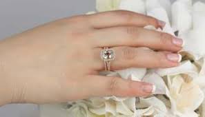 The sweat on our skin is acidic, and when paired with the alloys on the gold ring, they are bound to cause a reaction and thus tarnish. Why Is My Rose Gold Ring Turning My Finger Black Love Promise Blog