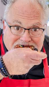 ianmcnultynola and @chelseathesnack tried some iconic sandwiches and a  pizza with blueberries