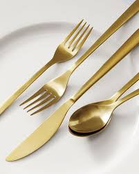 We offer a full range of forks, including dinner, appetizer, salad and serving, for all your dining needs. Flatware Buying Guide Crate And Barrel