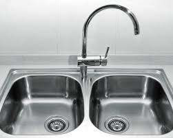 Faire Briller Son Evier L Application Flylady Nettoyer Evier Inox Et Nettoyage Inox