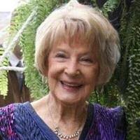 Lorene Kay's Instagram, Twitter & Facebook