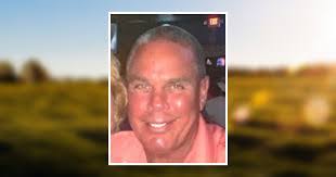 Morgan Lind's Instagram, Twitter & Facebook