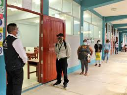 La oficina nacional de procesos electorales (onpe) dio a conocer los horarios sugeridos para que los ciudadanos acudan a votar a sus centros de votación en las próximas. Elecciones 2021 Cual Es El Horario De Votacion Escalonado De Acuerdo Con El Ultimo Numero Del Dni Onpe 11 De Abril Nndc Peru Gestion