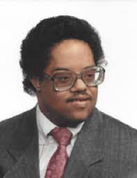 Ernest Bragg's Instagram, Twitter & Facebook