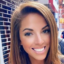 Becky Pappas's Instagram, Twitter & Facebook