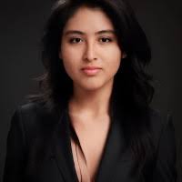 7 perfiles de «Vania Rendón»