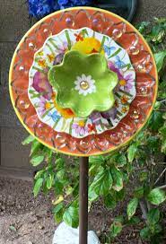 Happy Colorful Plate Flower Garden Art Jk Glass Garden Art Garden Art Diy Plate Flowers Garden