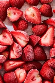 Be sure the berries are in a single layer so that they can freeze quickly and evenly. How To Freeze Strawberries The Right Way Epicurious Epicurious