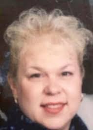 Robyn Aldrich's Instagram, Twitter & Facebook