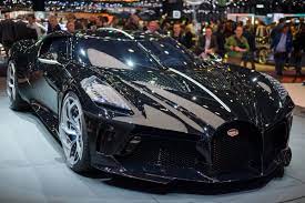 Un prix fou pour cette voiture imposante, couleur noire, long capot la voiture noire est d'une puissance phénoménale. Les Voitures Les Plus Cheres Du Monde Un Modele Unique En Tete
