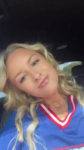 Capturing Moments: Senior Pictures for Graduating Programs